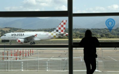 Avionul introduce TAXĂ ȘOC după scumpirea kerosenului: Vor plăti toți pasagerii?