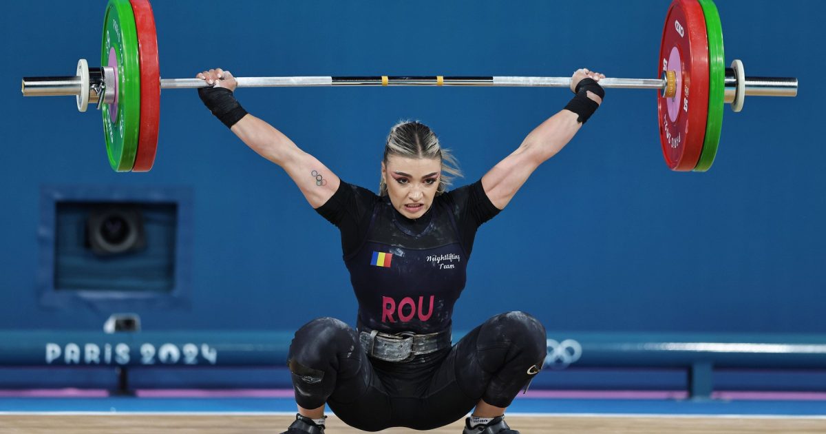 Mihaela Cambei strălucește la CE de haltere: Trei medalii pentru România