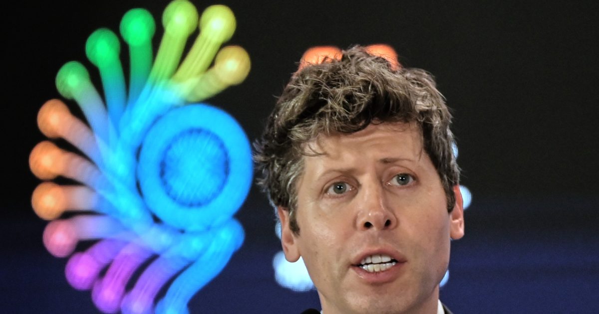 Sam ALTMAN, comparație EXPLOSIVĂ: Mythos ca o bombă, vândută de un dealer