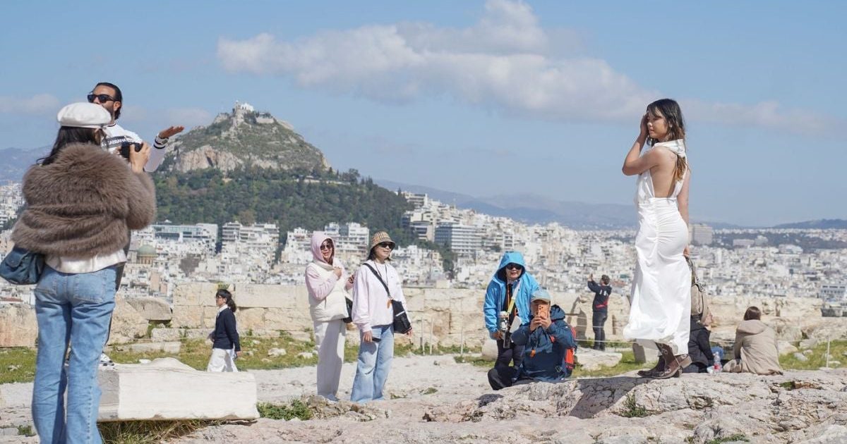 Grecia, reguli noi pentru turiști: Fără tocuri și țigări din 2026