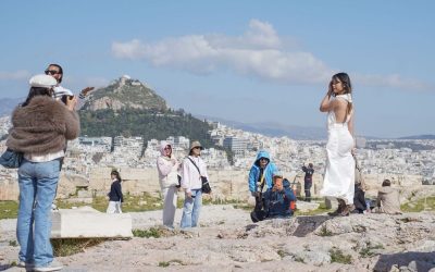 Grecia, reguli noi pentru turiști: Fără tocuri și țigări din 2026