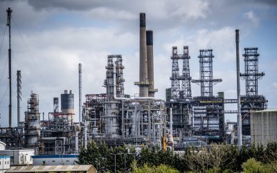 Pierderi URIAȘE: 50 de miliarde $ din petrol, efectul războiului cu Iranul