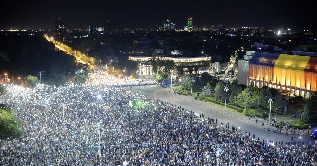 București: Dragnea, Firea și Arafat, scutiți de reaudieri la Tribunal