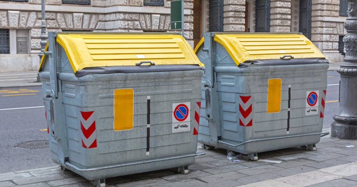 Amenzi-record pentru gunoi: România introduce reguli noi, 2.342 lei amendă