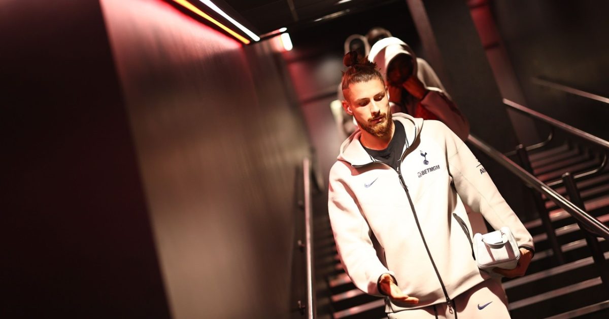 Drăgușin, pe lista neagră la Tottenham: Dezamăgire în Premier League