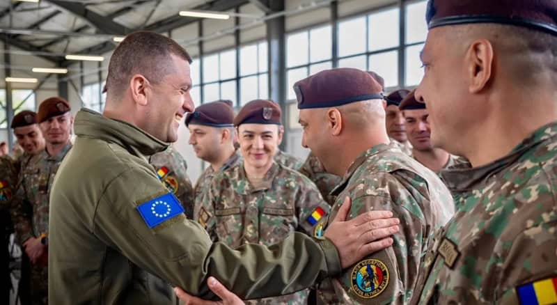 MApN, la întâlnire cu soldații români din Bosnia și Herţegovina