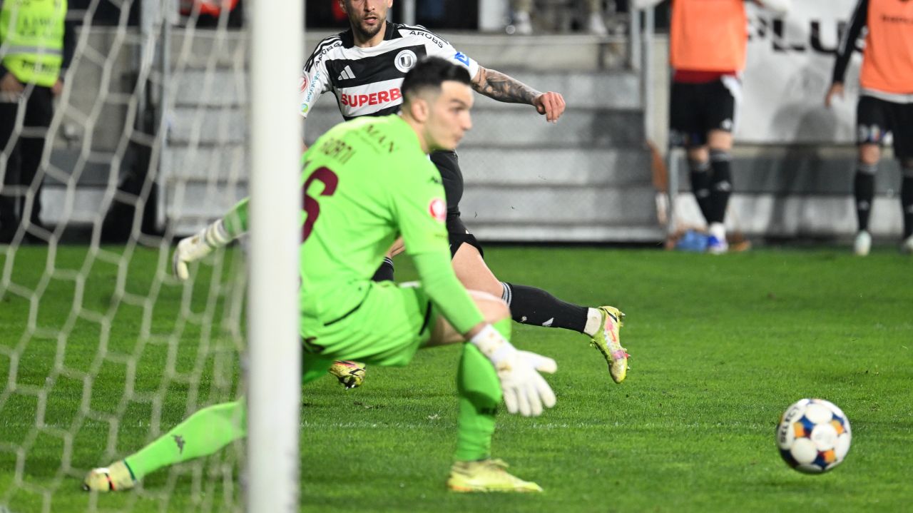 Aioani, erou pentru Rapid: Parada care a înnebunit „u” Cluj!