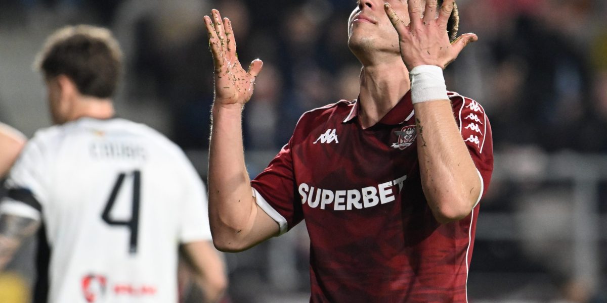 rapid-bucuresti-universitatea-cluj-play-off-superliga-superbet-5042026-scaled.jpg - NewsFactor