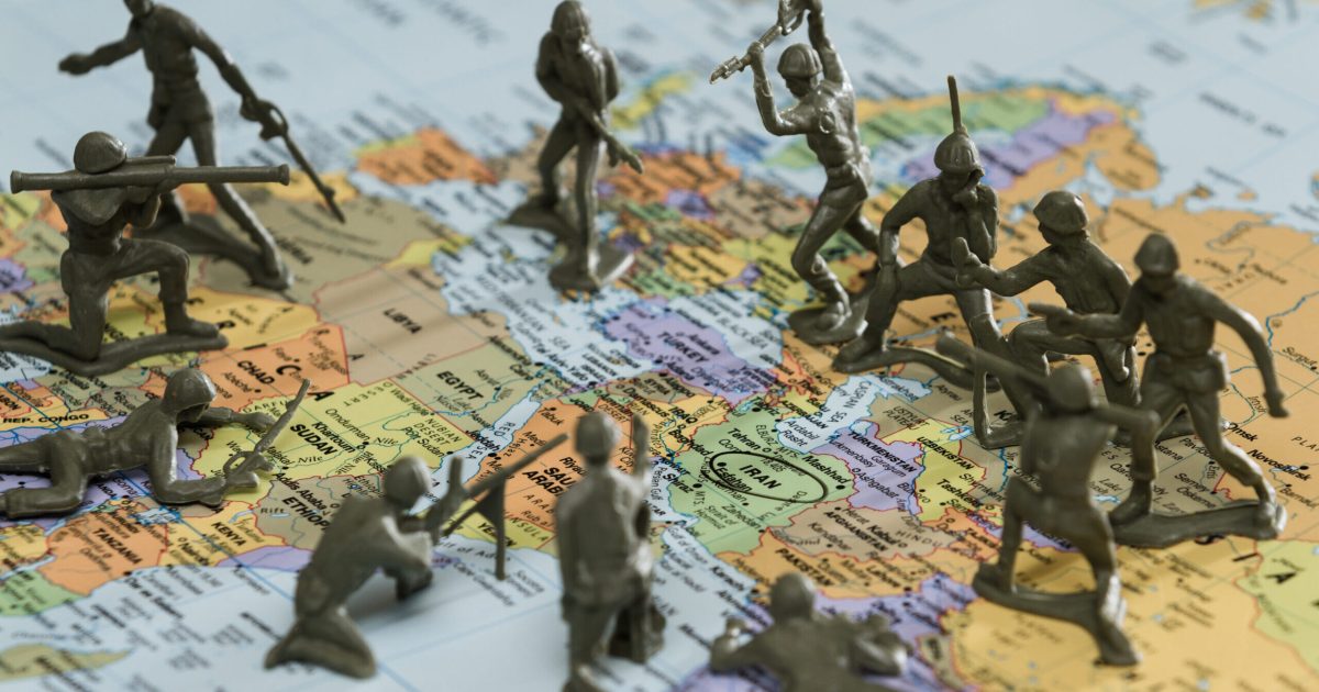 Mergem spre dezastru? De la Donald Trump la Al Treilea Război Mondial