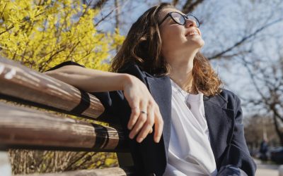 Avertisment de la medici: Cum îți păcălesc pielea primele raze de Soare după iarnă