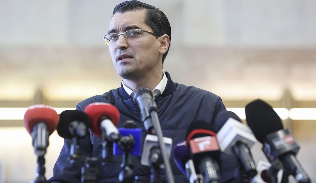 Șefii FRF încep negocieri cu GHEORGHE Hagi pentru banca tehnică a României