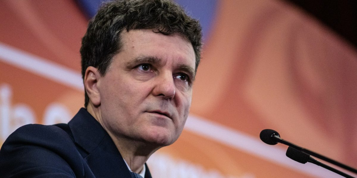 Nicușor Dan, șocat de moartea lui Mircea Lucescu: „Asta ne lasă moștenire”