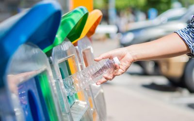 Gunoiul, reguli noi din 31 Martie: Ce NU arunci la reciclare?