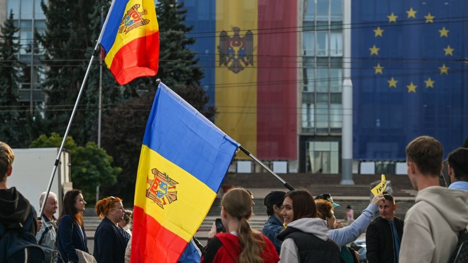 Drone Rusești, foc Haric și războiul pentru reforma administrativă