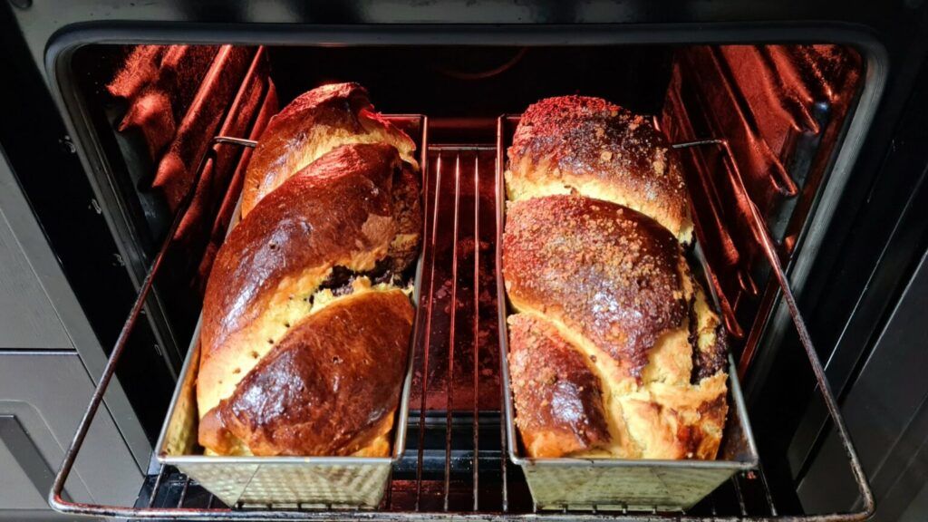 Cozonacul perfect: Trucul știut de puține gospodine. Rețeta-minune!