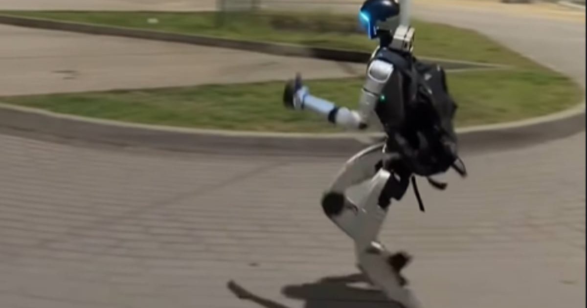 Edward Warchocki, povestea ascensiunii virale: De la anonimat la celebritate