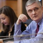 romanii-sa-fie-chibzuiti-cu-cheltuielile-sa-renunte-la-cele-non-esentiale-daianu-spune-ca-romania-po.webp - NewsFactor