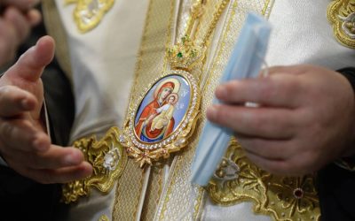 Vinerea Mare, zi de adâncă reflecție pentru creștini Vinerea Mare este una dintre cele mai importante și intense zile din calendarul creștin, marcată nu de festivități, ci de o profundă trăire interioară
