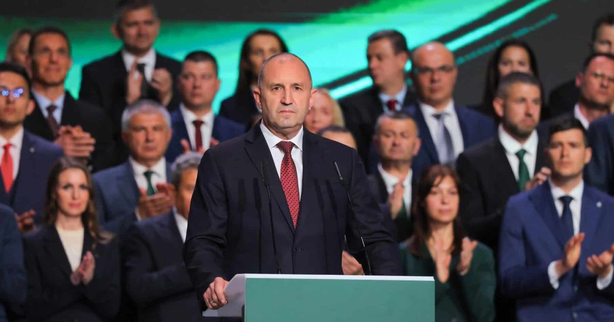 Radev, favorit în Bulgaria: Fostul președinte și partidul său, pe val în sondaje