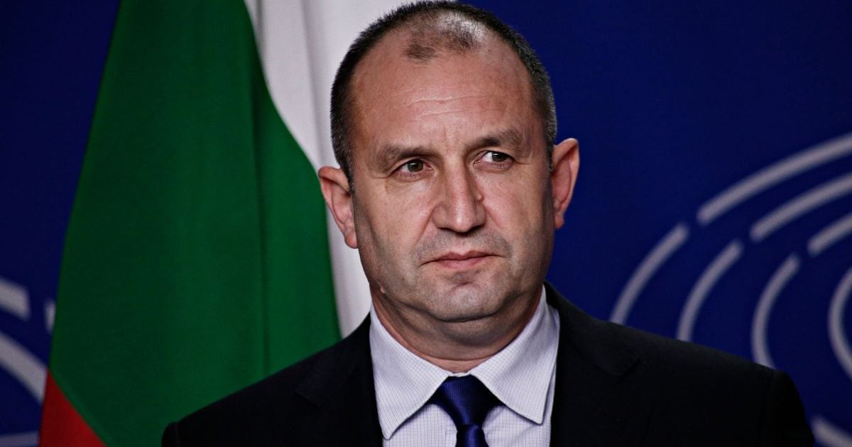 Kremlinul îl felicită pe Radev, câștigătorul alegerilor din Bulgaria