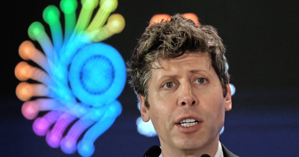Tânăr, la un pas de arestare, după ce a atacat casa lui SAM ALTMAN cu cocktail Molotov