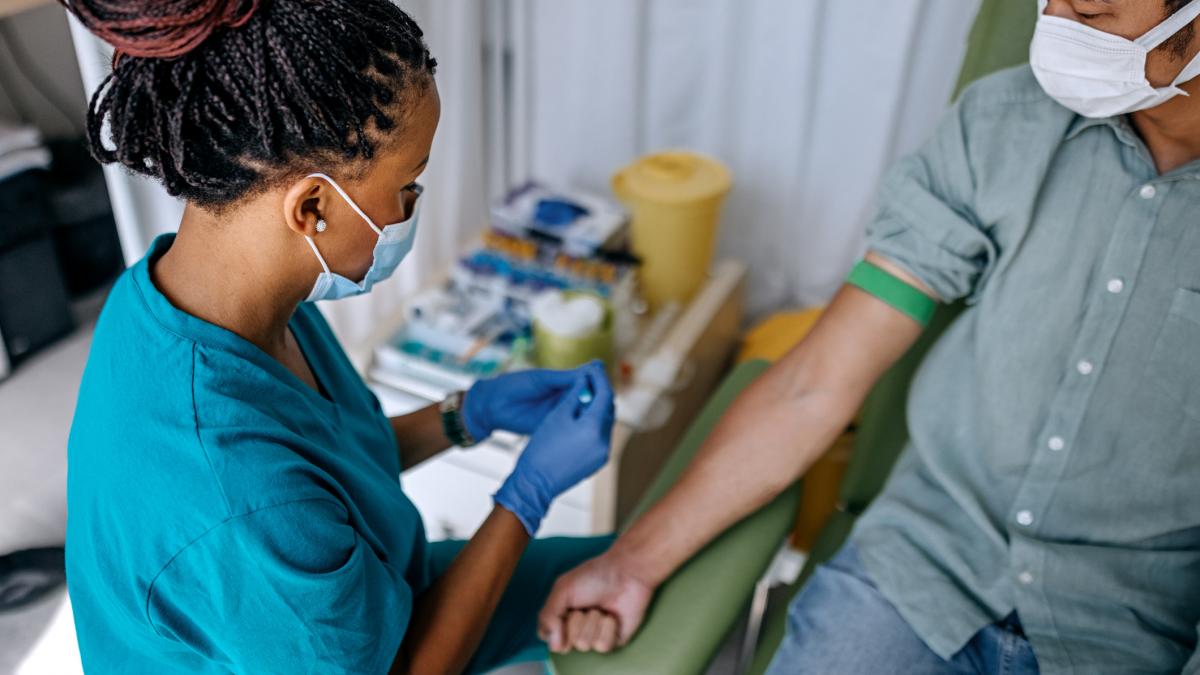 Comisia Europeană reduce fondurile pentru sănătatea globală, în timp ce bolile infecțioase rămân o problemă majoră Finanțarea pentru lupta împotriva SIDA, tuberculozei și malariei din partea Comisiei Europene (CE) a scăzut