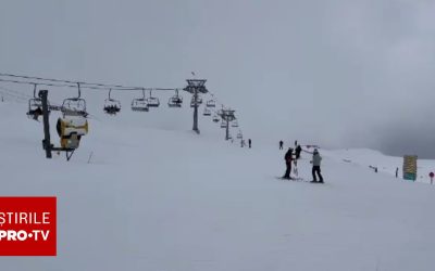 Paște la schi: Pârtiile de la 2000, „condiții impecabile” pentru vacanța atipică