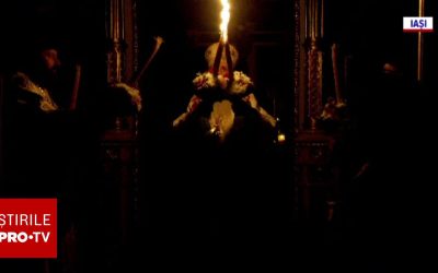 Învierea, văzută prin ochii credincioșilor: IPS Teodosie și Lumina Sfântă