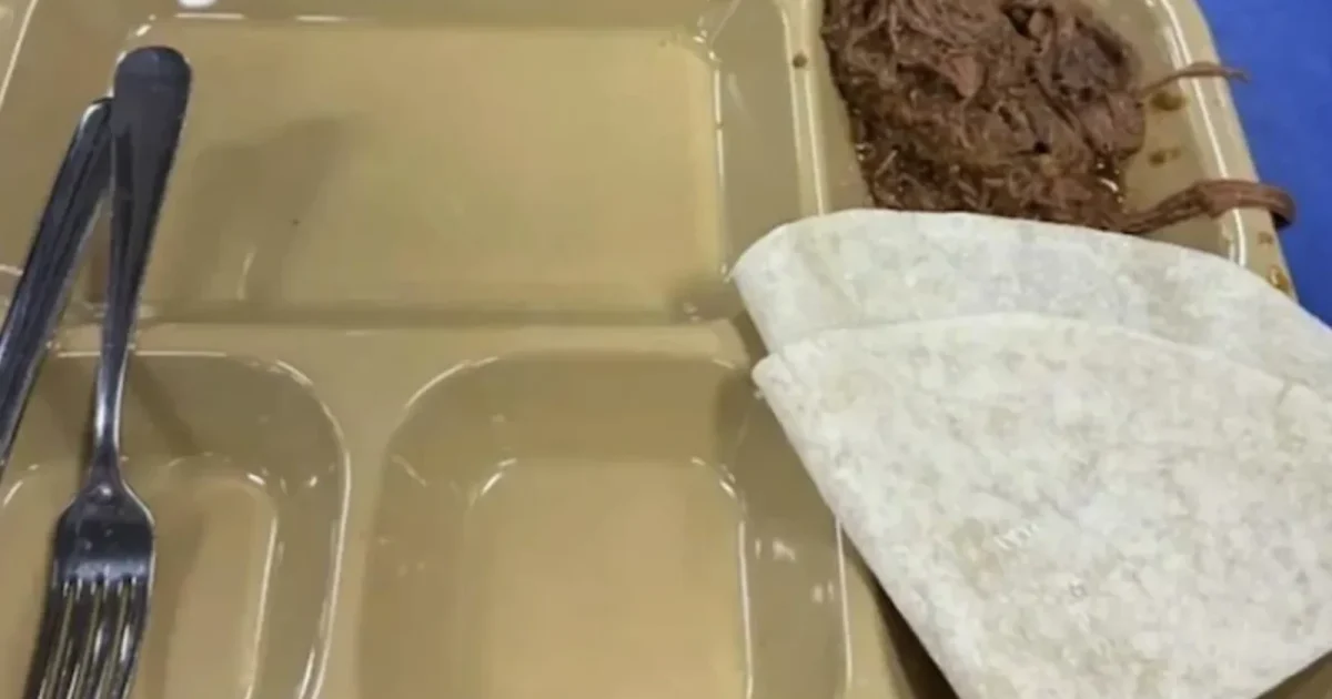 Imaginile ȘOC din Marina SUA: Iranul râde de Donald Trump, care-și înfometează soldații