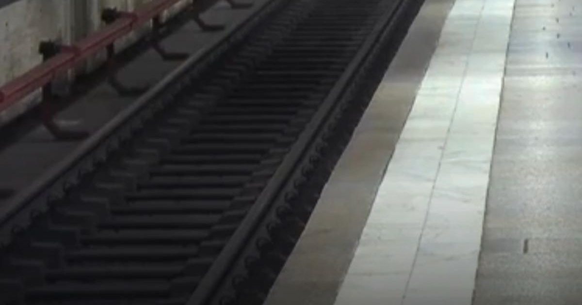 Scumpiri la metrou și STB în București: Cât ne costă transportul public în criză?