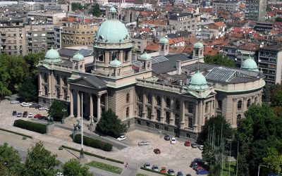 Serbia: Vučić riscă 1,5 miliarde € pierdere din fonduri UE, Comisia Europeană, îngrijorată