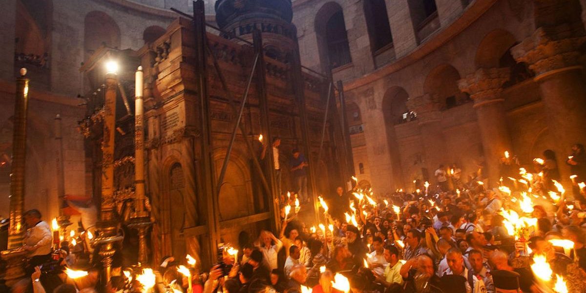 sfanta-lumina-va-fi-adusa-in-romania-in-sambata-mare-cu-o-cursa-speciala-de-la-ierusalim-1058736.web_.webp - NewsFactor