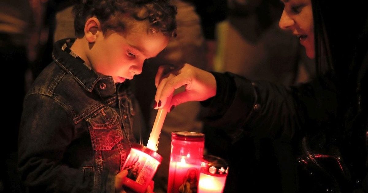 Paște în siguranță: Reguli de AUR pentru lumânări și candele