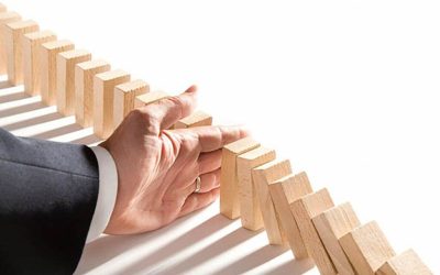 Ce fac GENIILE în criză: 10 strategii care îți schimbă viața!