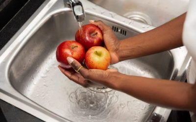 Topul legumelor și fructelor cu pesticide: Ce evită românii în 2026?