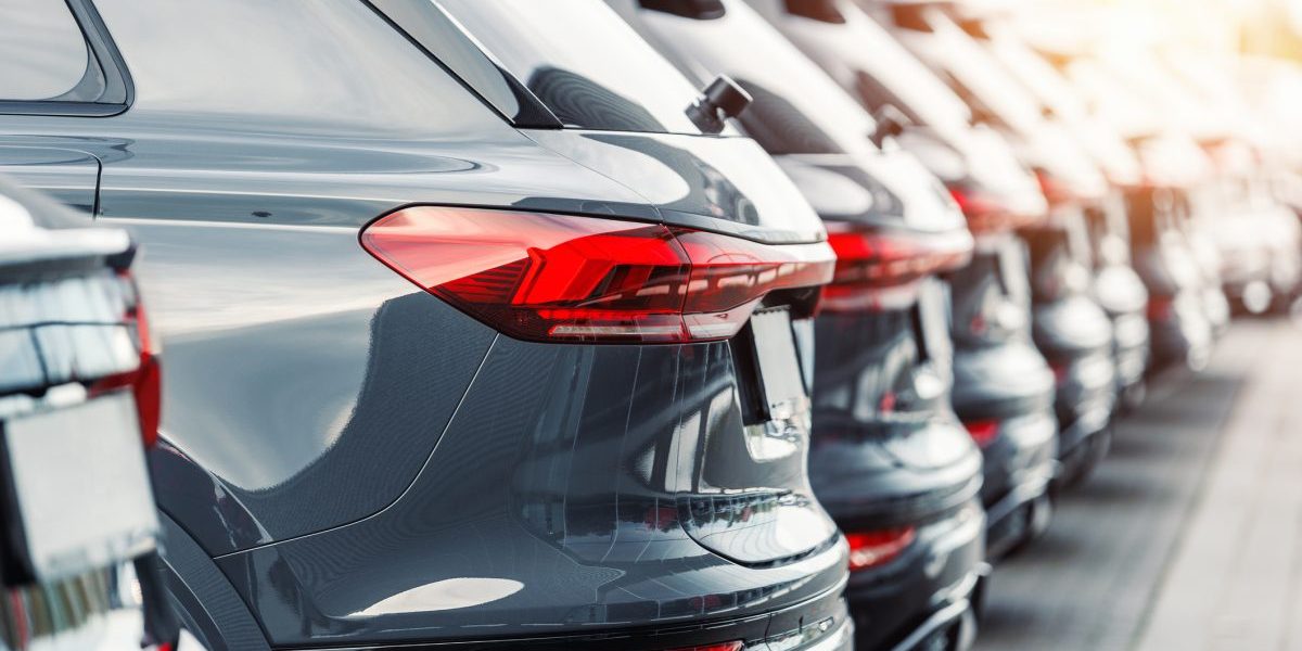 Piața auto din România: SUV-urile urcă, electricele accelerează puternic (Autovit)