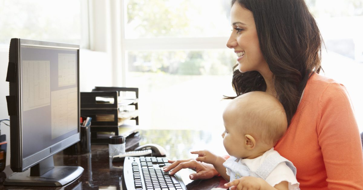 Bani pentru mame: Cine primește stimulentul de inserție?