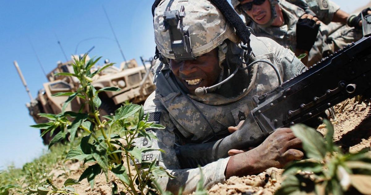 Tinerii americani, înscriși automat pentru recrutare militară? O nouă regulă stârnește controverse O potențială schimbare legislativă în Statele Unite ale Americii ar putea modifica radical modul în care tinerii sunt înrolați în sistemul de evidență militară