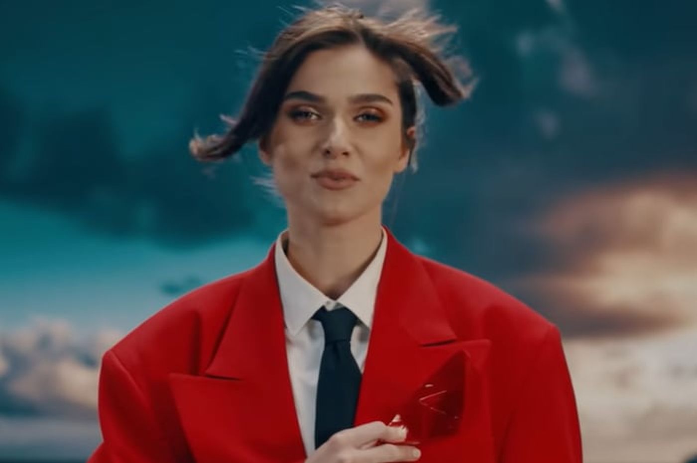 Theo Rose, la Madrid: Ce a făcut artista la Real