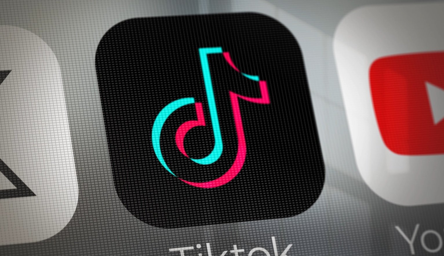 TikTok investește 1 miliard de euro într-un nou centru de date în Finlanda TikTok continuă să își extindă prezența în Europa prin noi investiții semnificative