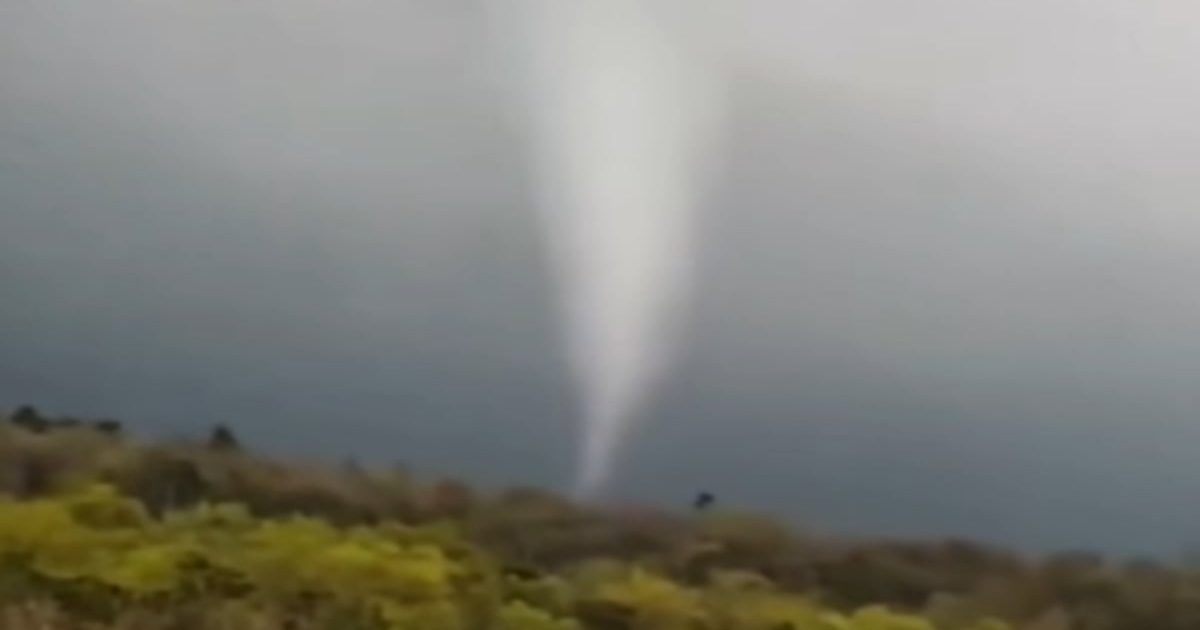Tornadă violentă în Mureș: Meteorologii, despre ce ne așteaptă