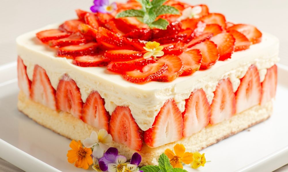 Desert de post: Tort Diplomat delicios, fără lapte și ouă! Rețeta completă