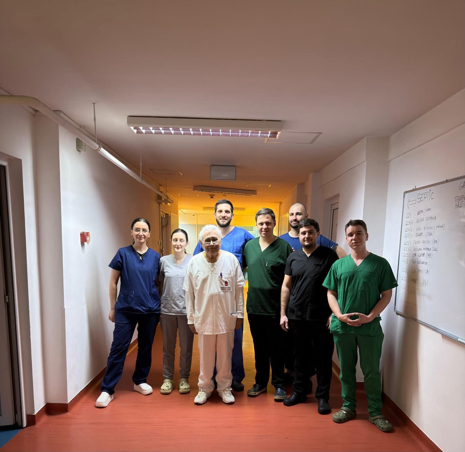 O femeie de 71 de ani din Baia Mare, aflată în moarte cerebrală, a oferit o șansă la viață pentru trei pacienți