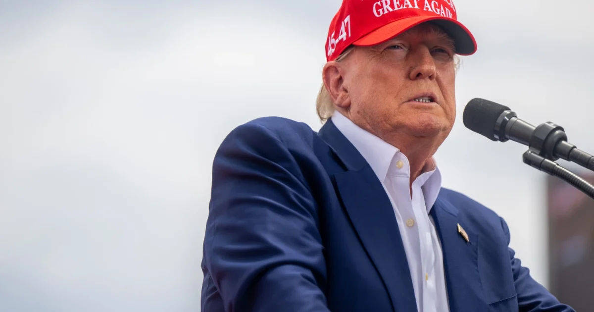 Rețea crypto legată de Donald Trump, anchetată pentru escrocherii online