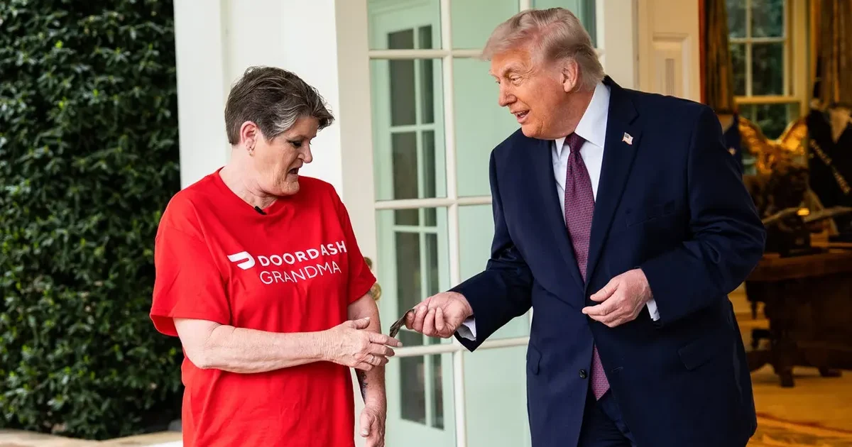 Donald Trump, ziua nebună: Comandă McDonald’s, bacșiș uriaș, Iran amenințat și… Iisus