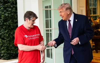 Donald Trump, ziua nebună: Comandă McDonald’s, bacșiș uriaș, Iran amenințat și… Iisus