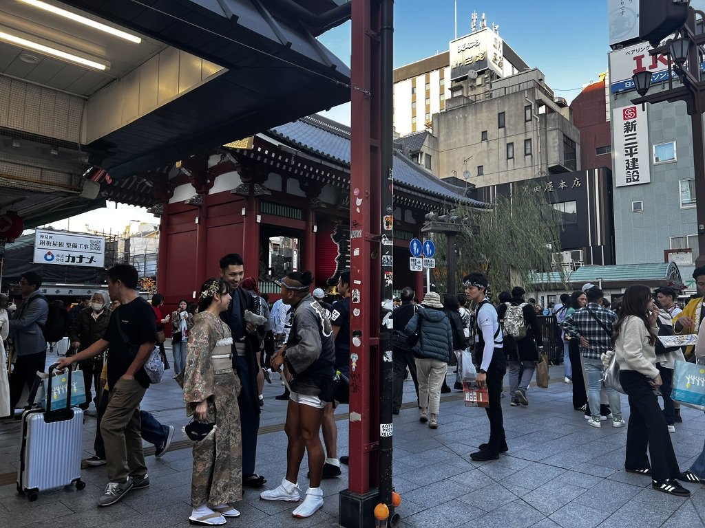Japonia adoptă custodia comună după divorț, o premieră după 1947 Japonia a implementat miercuri o reformă istorică a Codului Civil, permițând pentru prima dată din 1947 custodia comună în caz de divorț