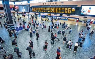 Consumul scade în România, dar românii fug în vacanțe externe