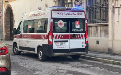 Șofer de ambulanță arestat în Italia: Ucidea bătrâni cu „bula de aer”