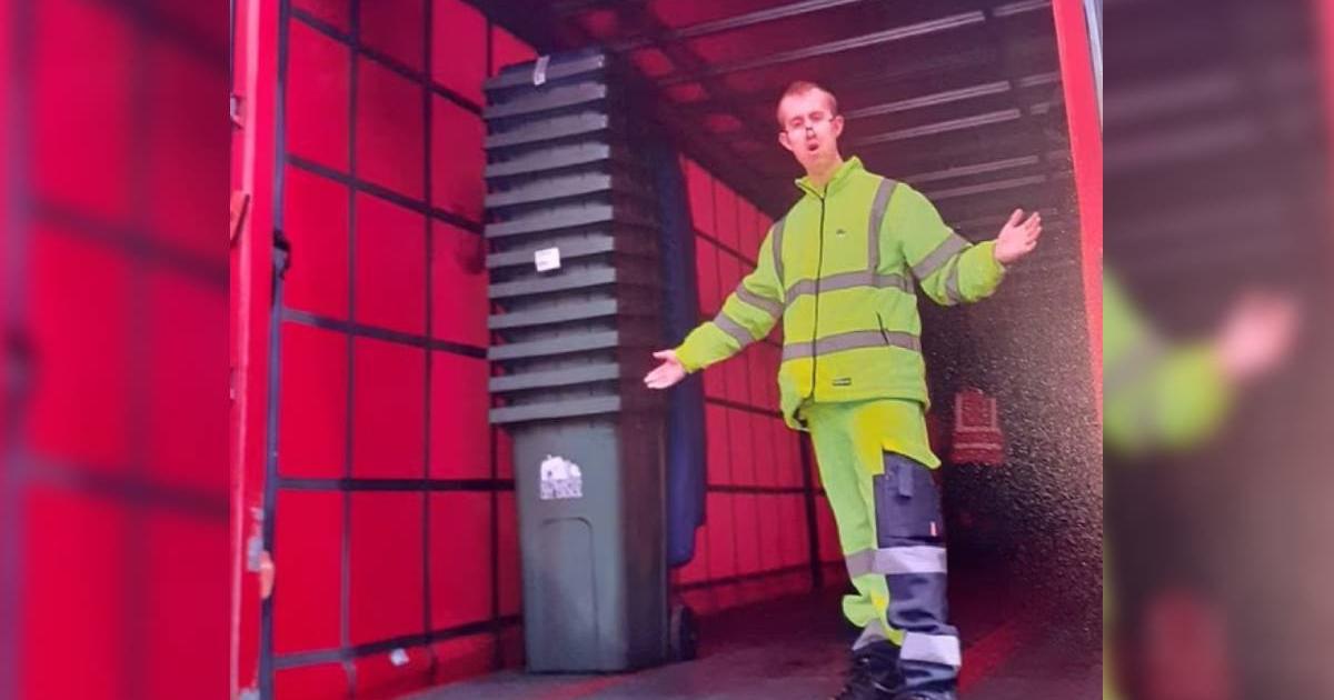 Gunoiul visat, refuzat de trei ori: Povestea lui după 9 luni de muncă gratis
